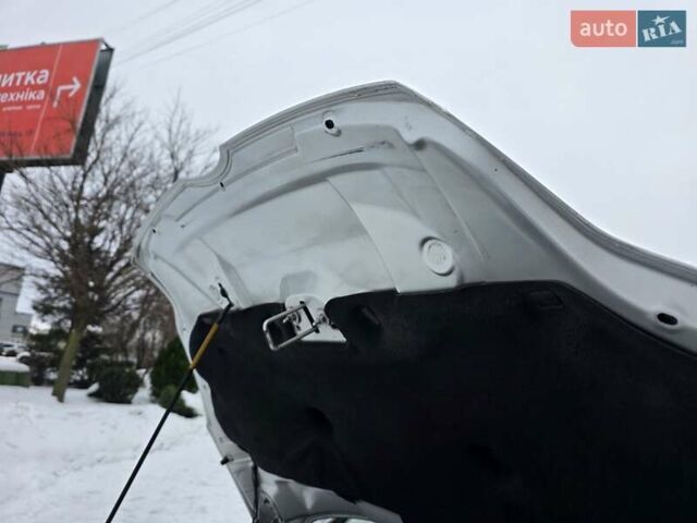 Сірий Форд Фокус, об'ємом двигуна 1.6 л та пробігом 297 тис. км за 6777 $, фото 60 на Automoto.ua