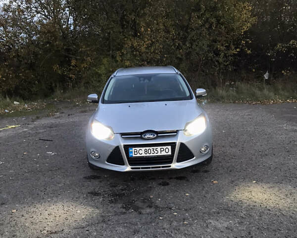 Форд Фокус 2013 в Львове на Automoto.ua Серый Форд Фокус, объемом двигателя 1.56 л и пробегом 259 тыс. км за 8400 $, фото 9 на Automoto.ua