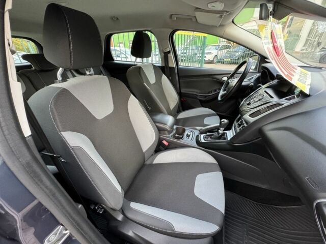 Сірий Форд Фокус, об'ємом двигуна 1.6 л та пробігом 249 тис. км за 7750 $, фото 11 на Automoto.ua