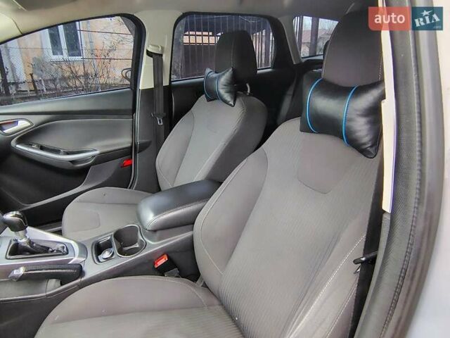 Сірий Форд Фокус, об'ємом двигуна 1.6 л та пробігом 235 тис. км за 7500 $, фото 4 на Automoto.ua