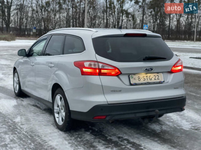 Сірий Форд Фокус, об'ємом двигуна 1.6 л та пробігом 238 тис. км за 7999 $, фото 24 на Automoto.ua