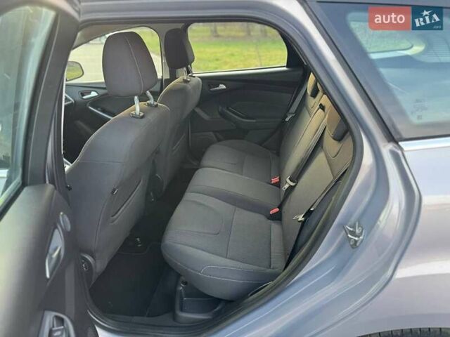 Сірий Форд Фокус, об'ємом двигуна 2 л та пробігом 193 тис. км за 7600 $, фото 25 на Automoto.ua