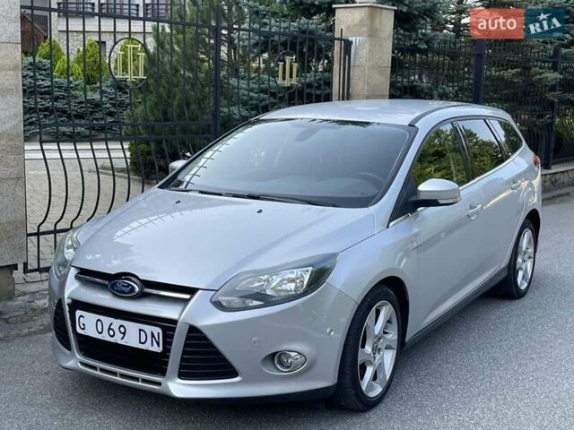 Серый Форд Фокус, объемом двигателя 1.6 л и пробегом 224 тыс. км за 8500 $, фото 3 на Automoto.ua