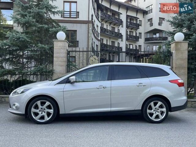 Серый Форд Фокус, объемом двигателя 1.6 л и пробегом 224 тыс. км за 8500 $, фото 4 на Automoto.ua