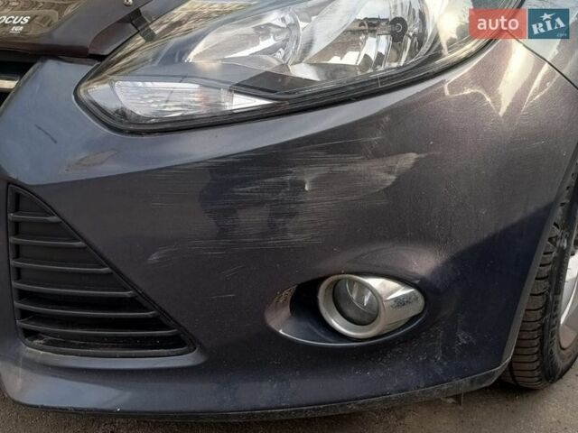 Сірий Форд Фокус, об'ємом двигуна 1 л та пробігом 152 тис. км за 6100 $, фото 4 на Automoto.ua