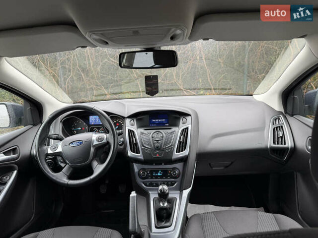 Сірий Форд Фокус, об'ємом двигуна 1.6 л та пробігом 230 тис. км за 8700 $, фото 34 на Automoto.ua