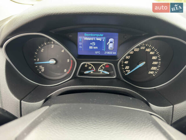 Серый Форд Фокус, объемом двигателя 1.6 л и пробегом 219 тыс. км за 8749 $, фото 56 на Automoto.ua