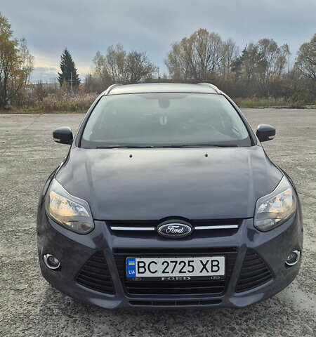 Серый Форд Фокус, объемом двигателя 1.6 л и пробегом 226 тыс. км за 8800 $, фото 2 на Automoto.ua