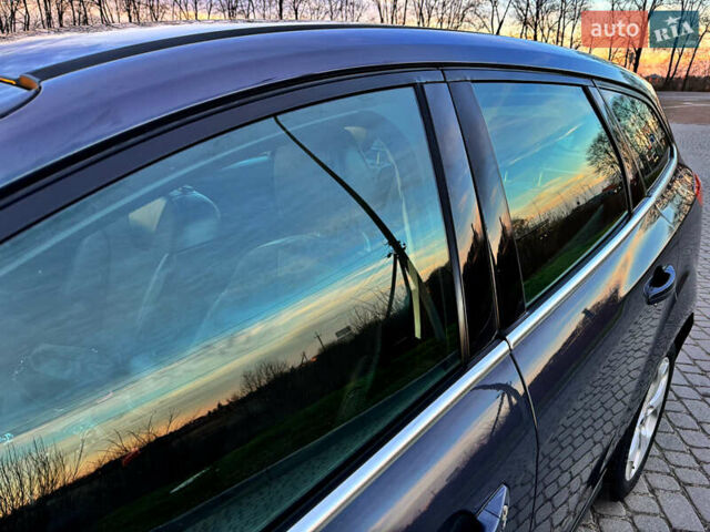 Серый Форд Фокус, объемом двигателя 1.6 л и пробегом 219 тыс. км за 9499 $, фото 52 на Automoto.ua