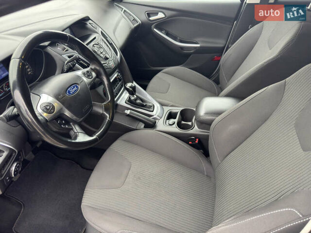 Серый Форд Фокус, объемом двигателя 1.6 л и пробегом 219 тыс. км за 8749 $, фото 53 на Automoto.ua