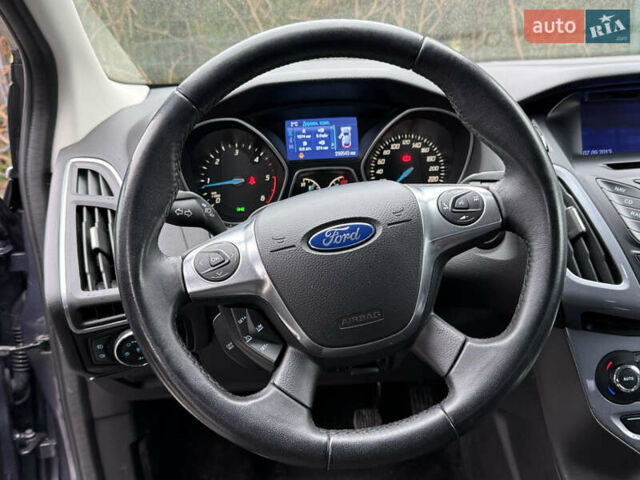 Сірий Форд Фокус, об'ємом двигуна 1.6 л та пробігом 230 тис. км за 8700 $, фото 42 на Automoto.ua