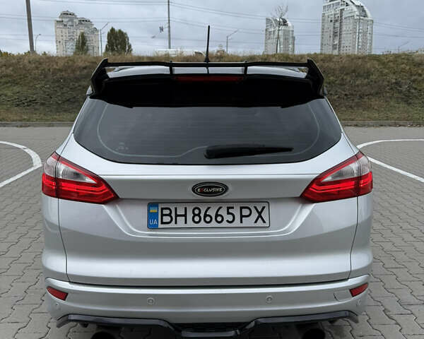 Серый Форд Фокус, объемом двигателя 1.56 л и пробегом 232 тыс. км за 7400 $, фото 7 на Automoto.ua