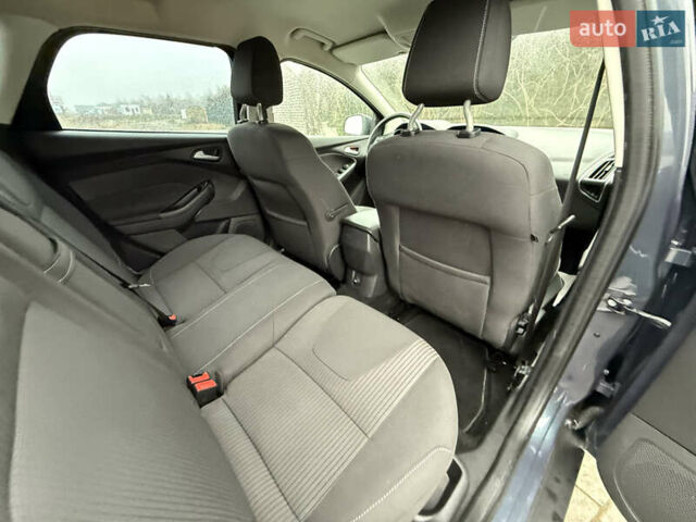 Сірий Форд Фокус, об'ємом двигуна 1.6 л та пробігом 230 тис. км за 8700 $, фото 33 на Automoto.ua