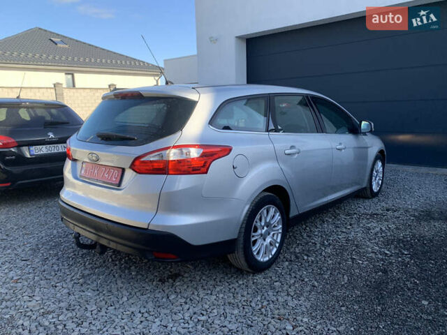 Форд Фокус 2013 в Ровно на Automoto.ua Серый Форд Фокус, объемом двигателя 1.6 л и пробегом 236 тыс. км за 7950 $, фото 2 на Automoto.ua