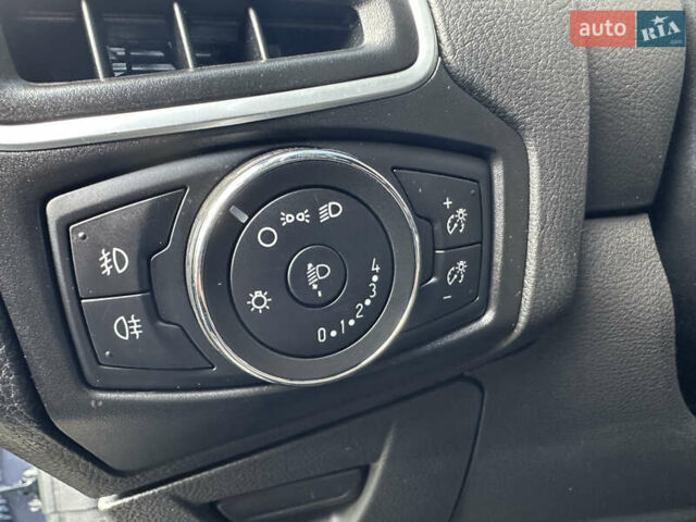 Форд Фокус 2013 у Стрые на Automoto.ua Сірий Форд Фокус, об'ємом двигуна 1.6 л та пробігом 217 тис. км за 8350 $, фото 84 на Automoto.ua