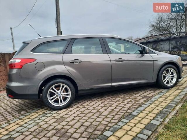 Серый Форд Фокус, объемом двигателя 1.6 л и пробегом 258 тыс. км за 8299 $, фото 7 на Automoto.ua