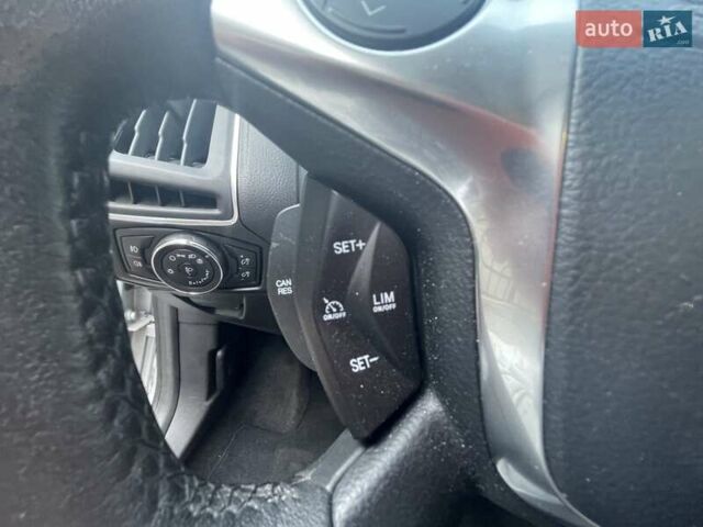 Серый Форд Фокус, объемом двигателя 1.6 л и пробегом 224 тыс. км за 8500 $, фото 38 на Automoto.ua