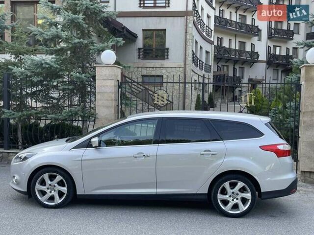 Серый Форд Фокус, объемом двигателя 1.6 л и пробегом 224 тыс. км за 8500 $, фото 6 на Automoto.ua