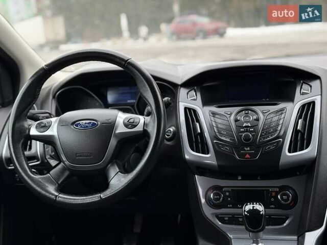 Серый Форд Фокус, объемом двигателя 1.56 л и пробегом 78 тыс. км за 7950 $, фото 66 на Automoto.ua