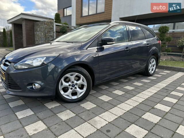 Форд Фокус 2013 у Стрые на Automoto.ua Сірий Форд Фокус, об'ємом двигуна 1.6 л та пробігом 217 тис. км за 8350 $, фото 42 на Automoto.ua