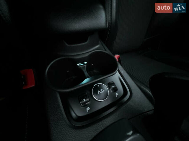 Серый Форд Фокус, объемом двигателя 1.6 л и пробегом 219 тыс. км за 9499 $, фото 108 на Automoto.ua