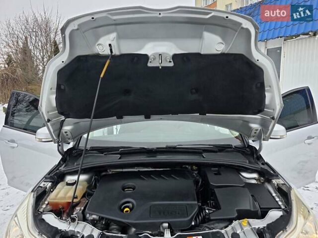 Сірий Форд Фокус, об'ємом двигуна 1.6 л та пробігом 297 тис. км за 6777 $, фото 58 на Automoto.ua