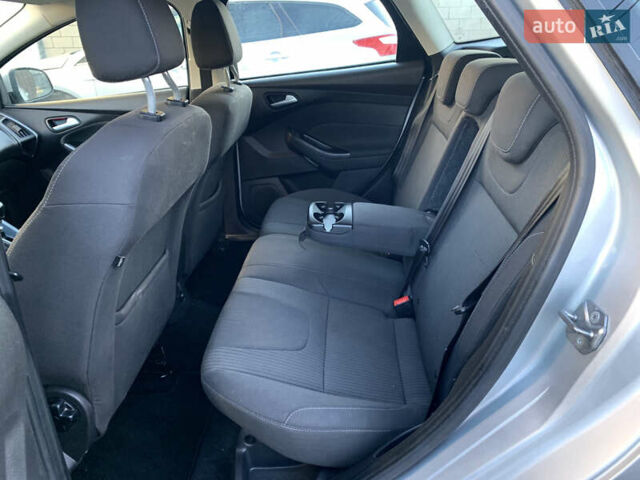 Серый Форд Фокус, объемом двигателя 1.6 л и пробегом 236 тыс. км за 7800 $, фото 20 на Automoto.ua