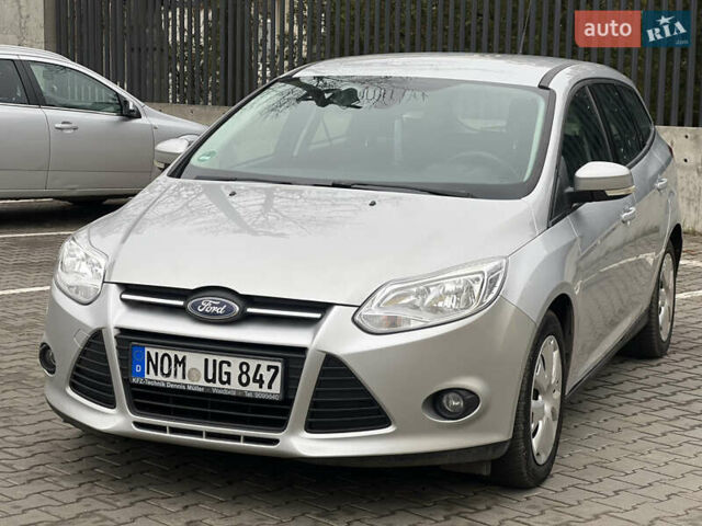 Серый Форд Фокус, объемом двигателя 1.6 л и пробегом 243 тыс. км за 7000 $, фото 1 на Automoto.ua
