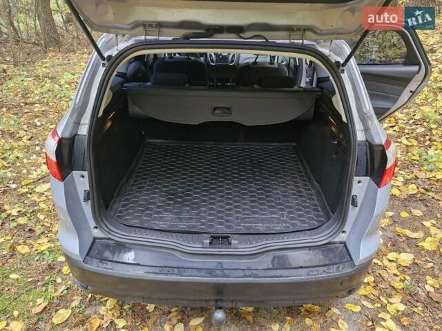 Сірий Форд Фокус, об'ємом двигуна 1 л та пробігом 80 тис. км за 7500 $, фото 46 на Automoto.ua