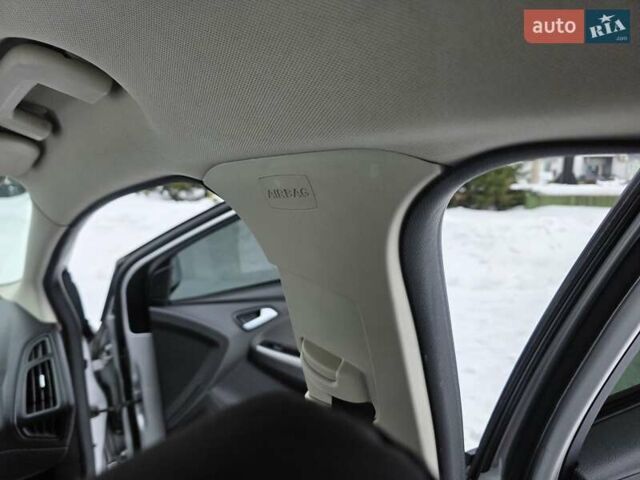 Сірий Форд Фокус, об'ємом двигуна 1.6 л та пробігом 297 тис. км за 6777 $, фото 44 на Automoto.ua