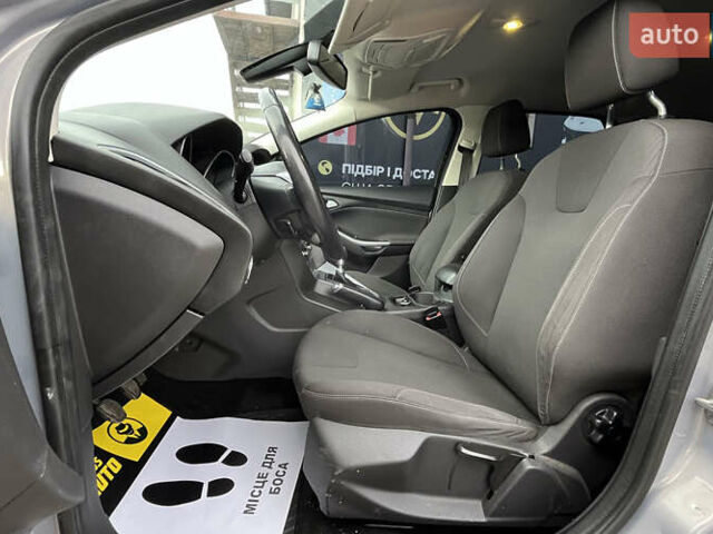 Серый Форд Фокус, объемом двигателя 1.56 л и пробегом 234 тыс. км за 8500 $, фото 11 на Automoto.ua