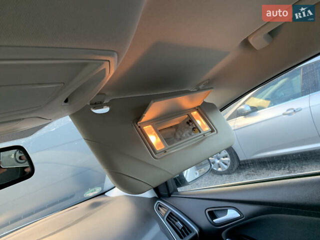 Серый Форд Фокус, объемом двигателя 1.6 л и пробегом 236 тыс. км за 7800 $, фото 42 на Automoto.ua