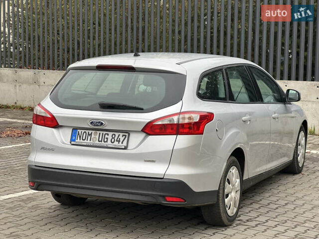 Серый Форд Фокус, объемом двигателя 1.6 л и пробегом 243 тыс. км за 7000 $, фото 7 на Automoto.ua