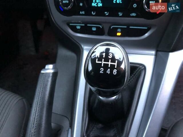 Серый Форд Фокус, объемом двигателя 1.6 л и пробегом 209 тыс. км за 7500 $, фото 20 на Automoto.ua