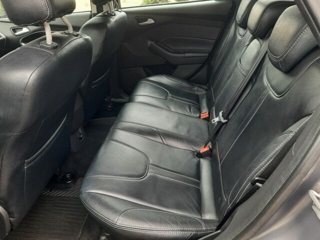 Серый Форд Фокус, объемом двигателя 1.6 л и пробегом 259 тыс. км за 8250 $, фото 7 на Automoto.ua