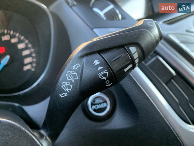Серый Форд Фокус, объемом двигателя 1.6 л и пробегом 236 тыс. км за 7800 $, фото 37 на Automoto.ua