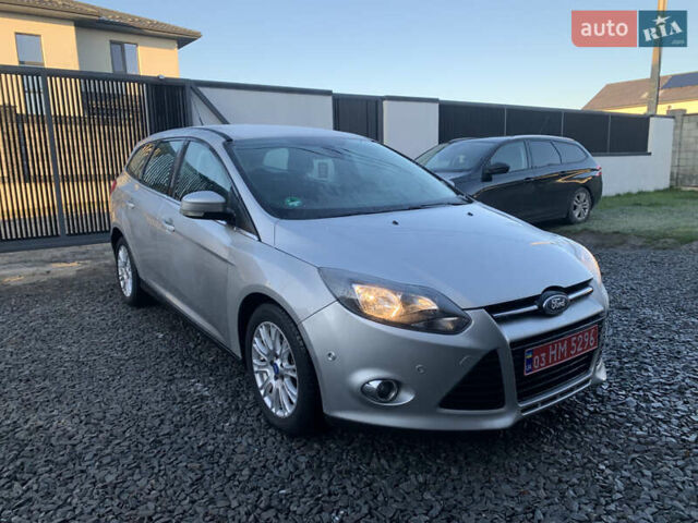 Серый Форд Фокус, объемом двигателя 1.6 л и пробегом 236 тыс. км за 7500 $, фото 3 на Automoto.ua