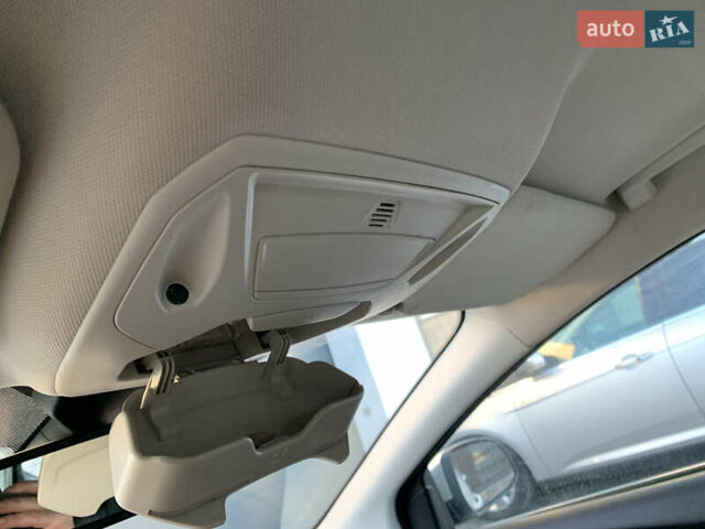 Серый Форд Фокус, объемом двигателя 1.6 л и пробегом 236 тыс. км за 7800 $, фото 43 на Automoto.ua