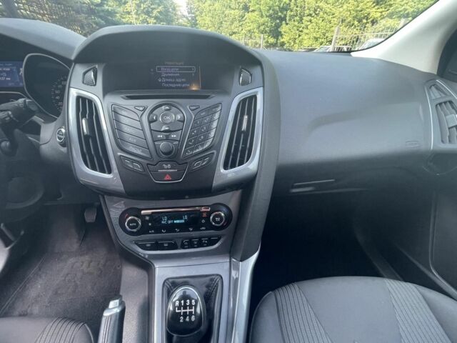 Сірий Форд Фокус, об'ємом двигуна 1.6 л та пробігом 220 тис. км за 8500 $, фото 20 на Automoto.ua