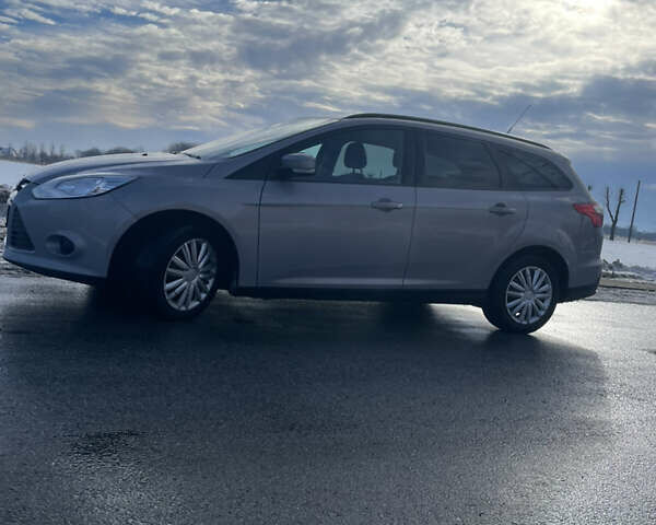 Серый Форд Фокус, объемом двигателя 1.6 л и пробегом 290 тыс. км за 6500 $, фото 6 на Automoto.ua