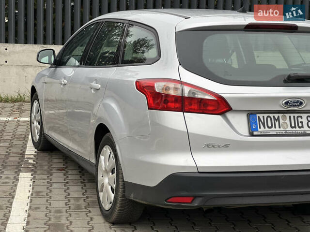 Серый Форд Фокус, объемом двигателя 1.6 л и пробегом 243 тыс. км за 7000 $, фото 11 на Automoto.ua