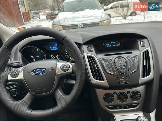 Сірий Форд Фокус, об'ємом двигуна 1.56 л та пробігом 205 тис. км за 8350 $, фото 15 на Automoto.ua