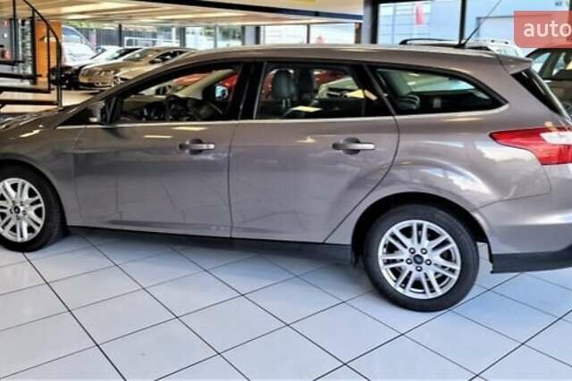 Серый Форд Фокус, объемом двигателя 1.56 л и пробегом 163 тыс. км за 10850 $, фото 7 на Automoto.ua