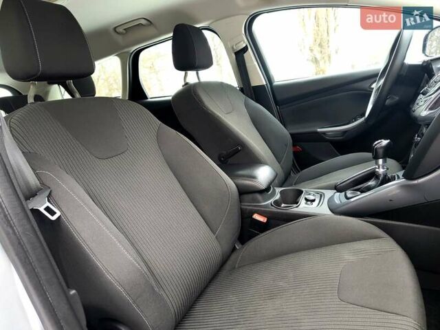 Серый Форд Фокус, объемом двигателя 1.6 л и пробегом 239 тыс. км за 7850 $, фото 29 на Automoto.ua