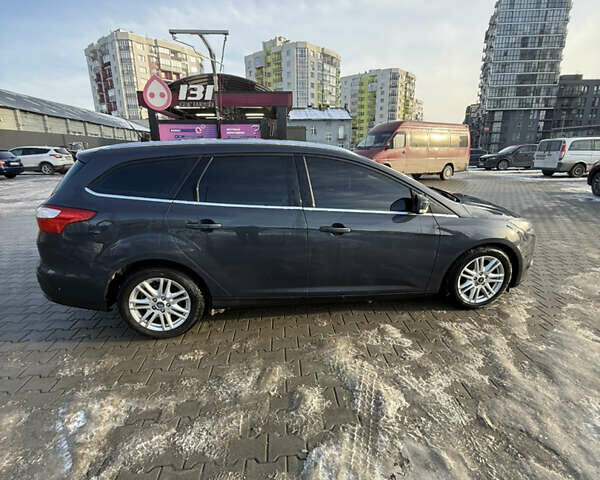 Серый Форд Фокус, объемом двигателя 1.56 л и пробегом 203 тыс. км за 8300 $, фото 7 на Automoto.ua