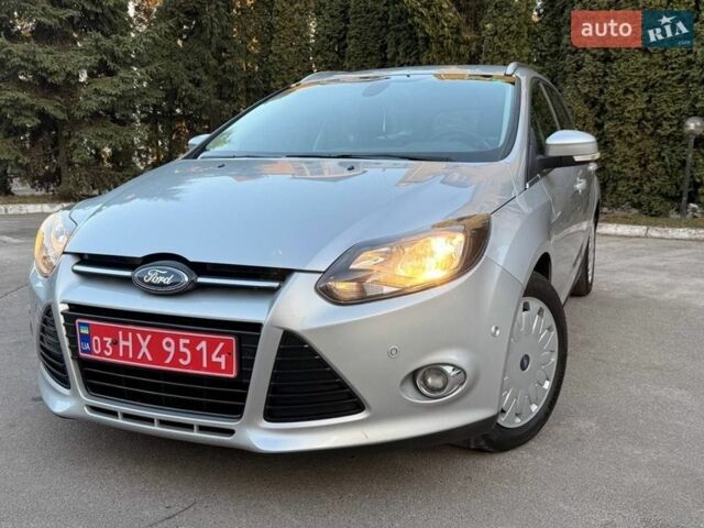Серый Форд Фокус, объемом двигателя 1.6 л и пробегом 237 тыс. км за 7899 $, фото 5 на Automoto.ua