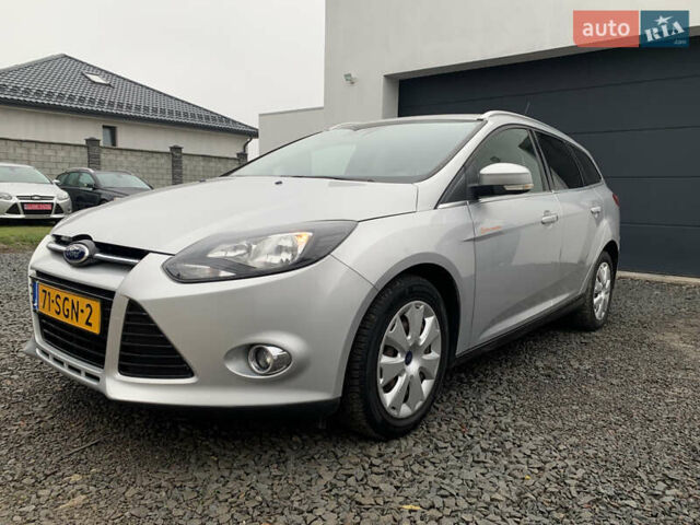 Серый Форд Фокус, объемом двигателя 1.6 л и пробегом 215 тыс. км за 8200 $, фото 6 на Automoto.ua