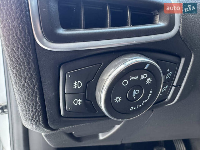 Серый Форд Фокус, объемом двигателя 1.6 л и пробегом 219 тыс. км за 8750 $, фото 99 на Automoto.ua