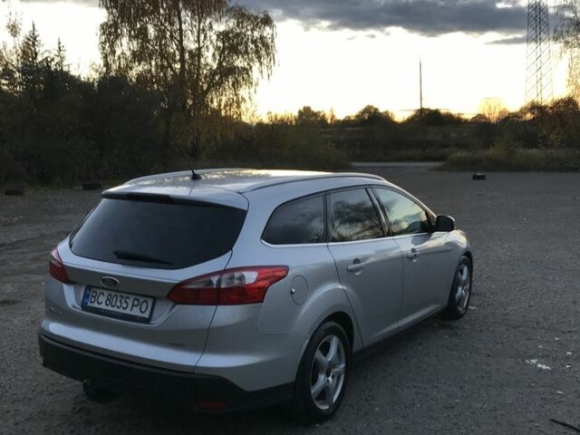 Серый Форд Фокус, объемом двигателя 1.6 л и пробегом 259 тыс. км за 8400 $, фото 2 на Automoto.ua