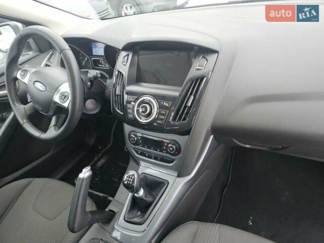 Сірий Форд Фокус, об'ємом двигуна 1.6 л та пробігом 231 тис. км за 7850 $, фото 17 на Automoto.ua